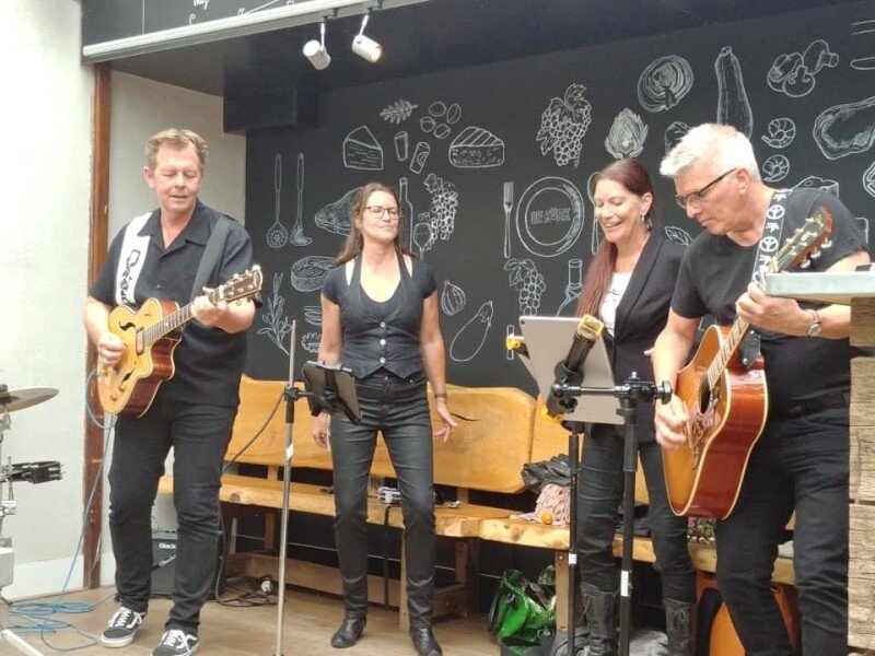 FM Acoustic 06